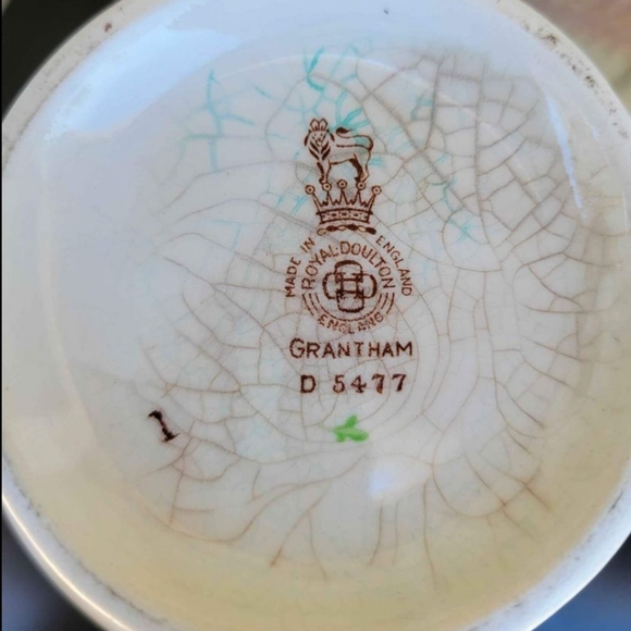 Antique Royal Doulton Grantham Coffee/ Teapot - Picture 6 of 6